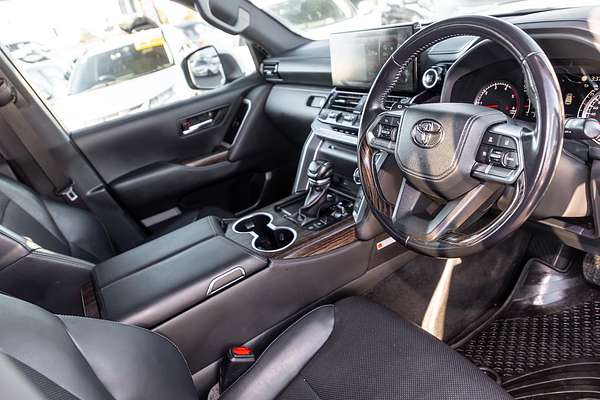 2022 Toyota Landcruiser VX FJA300R