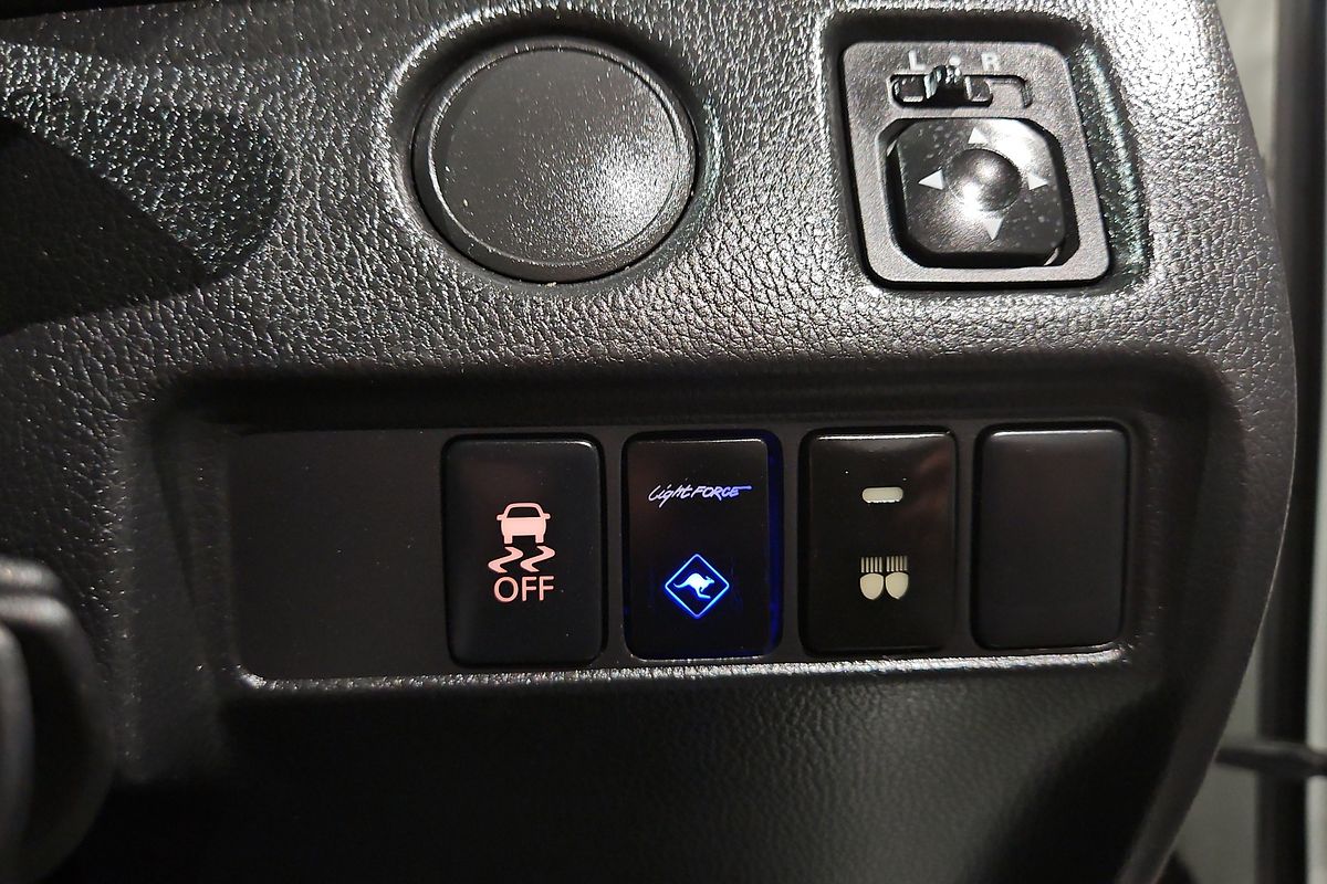 2019 Mitsubishi Triton GLX MR 4X4
