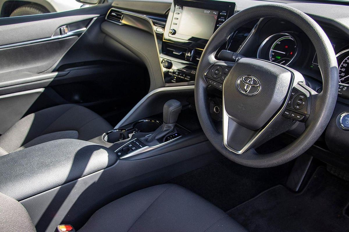 2024 Toyota Camry Ascent AXVH70R