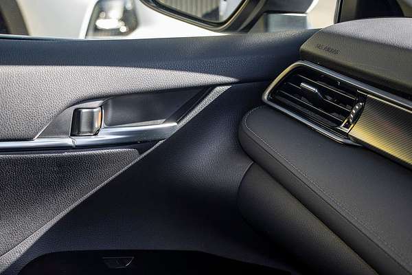 2024 Toyota Camry Ascent AXVH70R