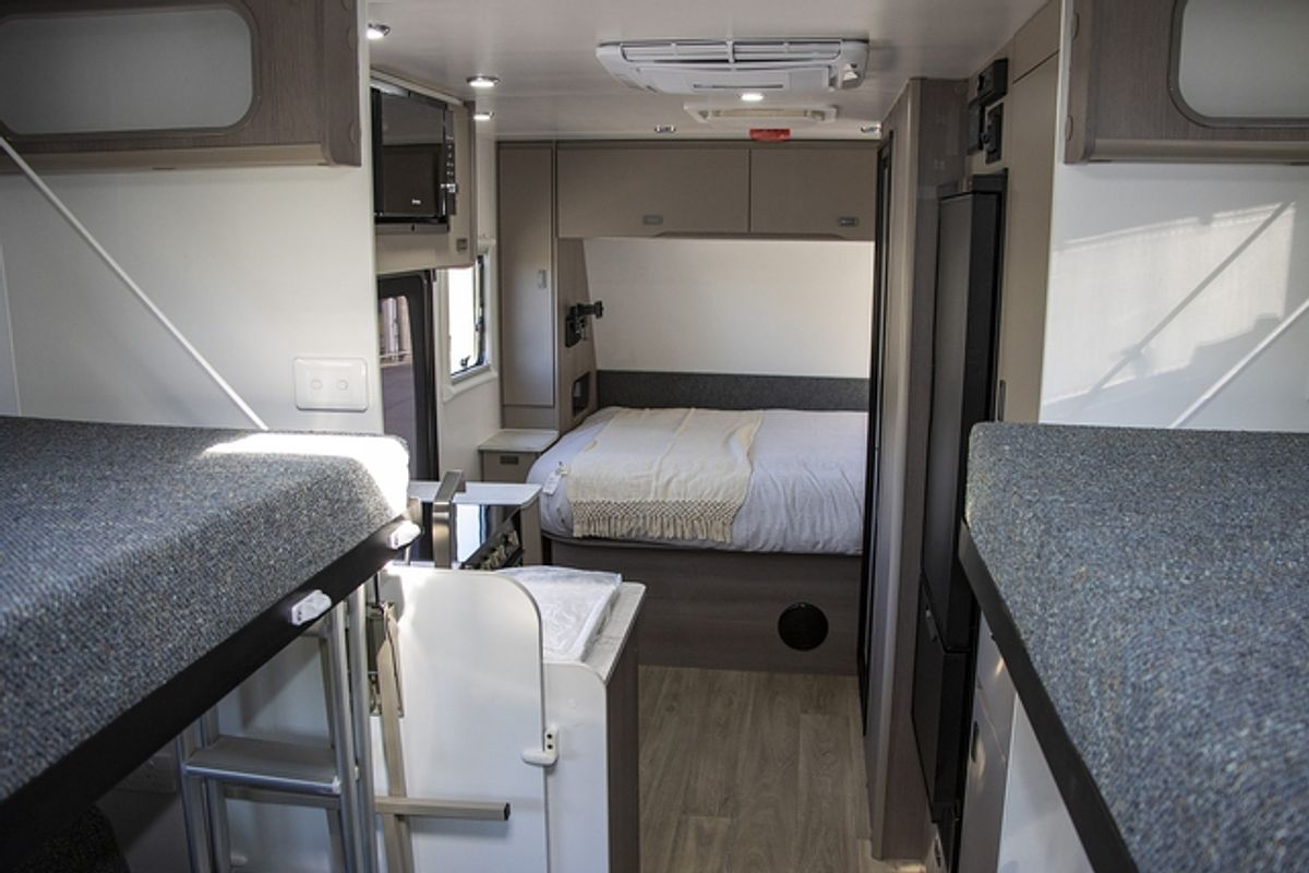 2025 Jayco BASE STATION CARAVAN 19.61-7.BS-MY25