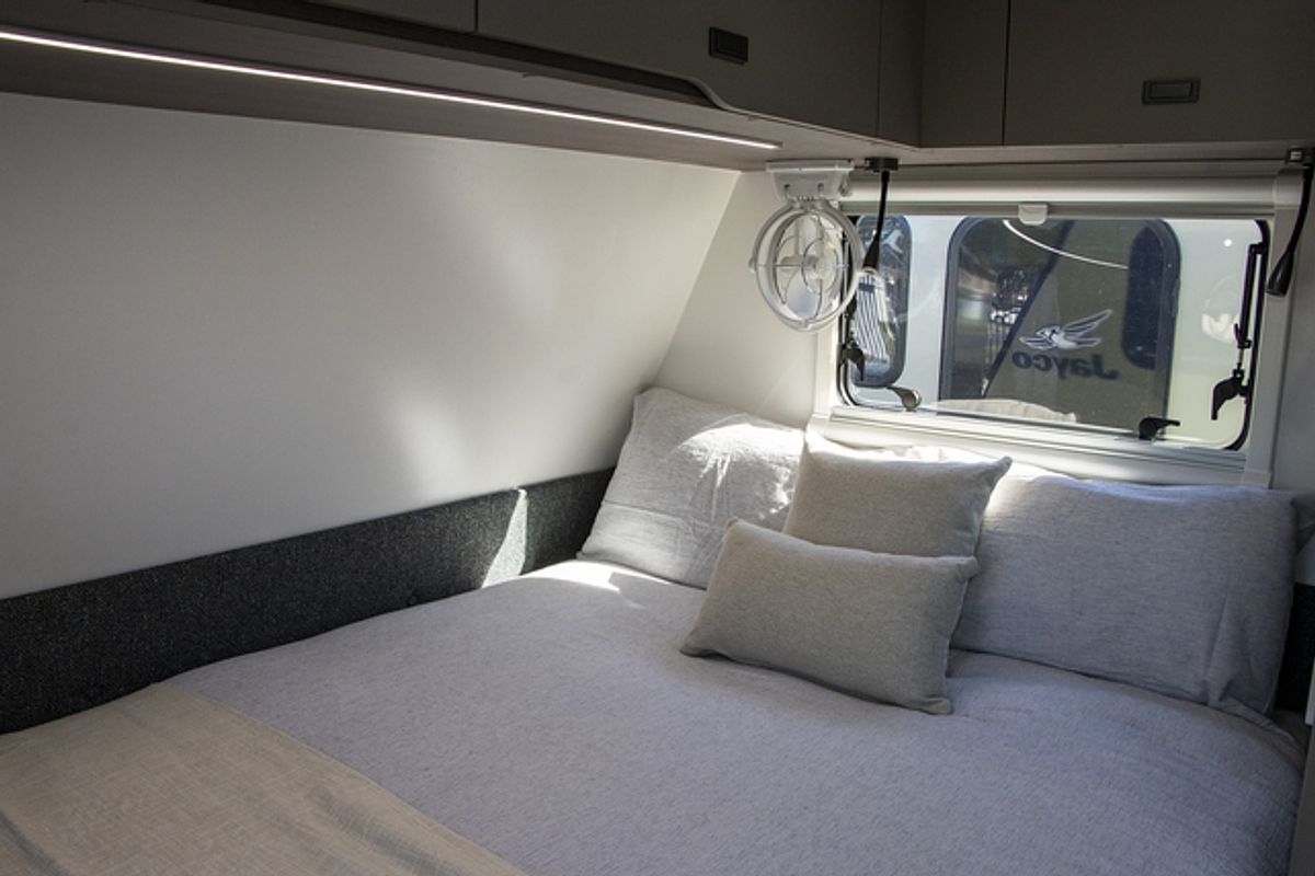 2025 Jayco BASE STATION CARAVAN 19.61-7.BS-MY25