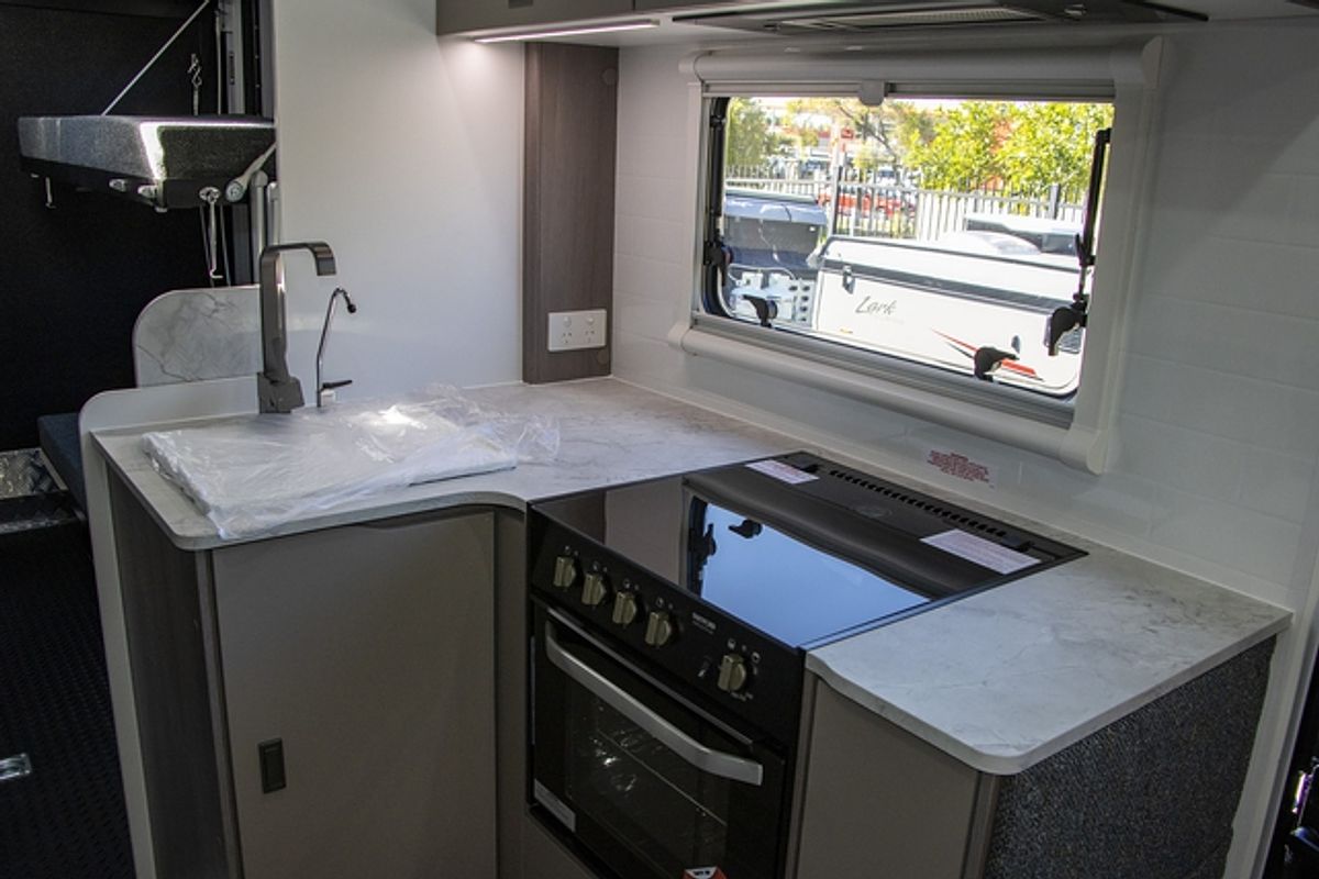 2025 Jayco BASE STATION CARAVAN 19.61-7.BS-MY25