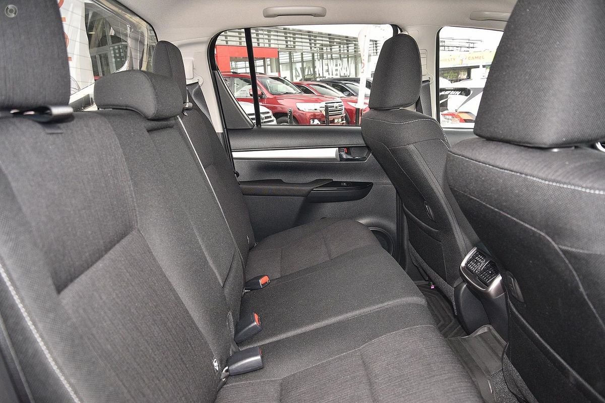 2018 Toyota Hilux SR5 GUN126R 4X4
