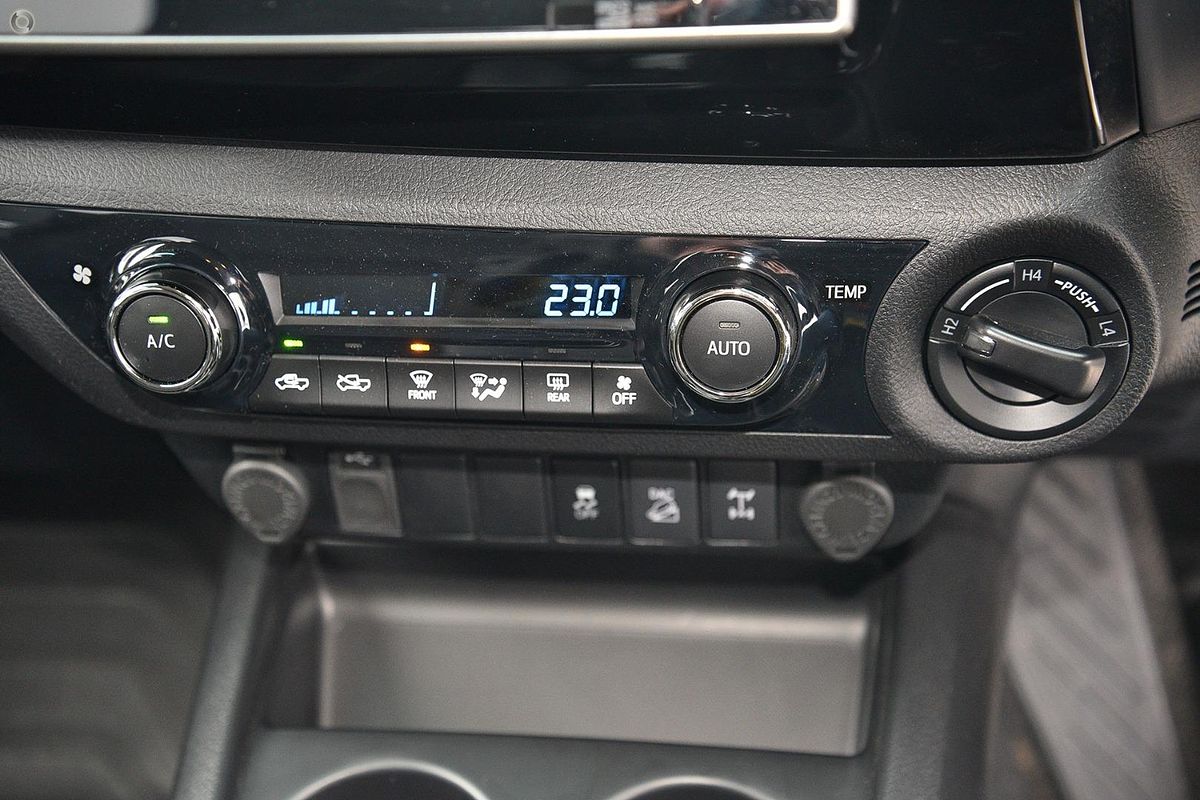 2018 Toyota Hilux SR5 GUN126R 4X4