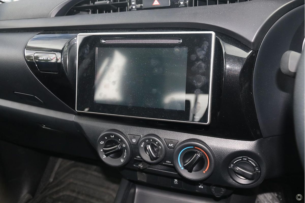 2017 Toyota Hilux SR GUN126R 4X4