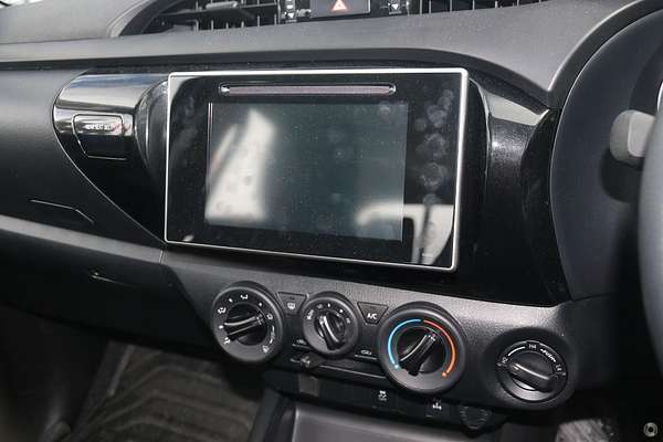 2017 Toyota Hilux SR GUN126R 4X4