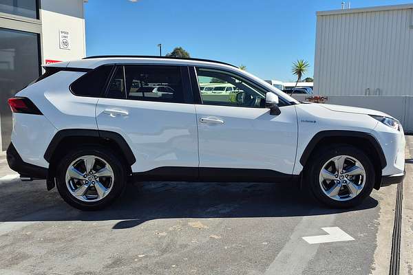 2021 Toyota RAV4 GXL AXAH52R