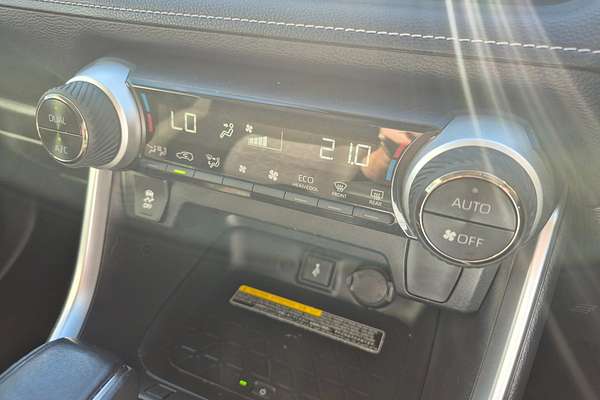 2021 Toyota RAV4 GXL AXAH52R