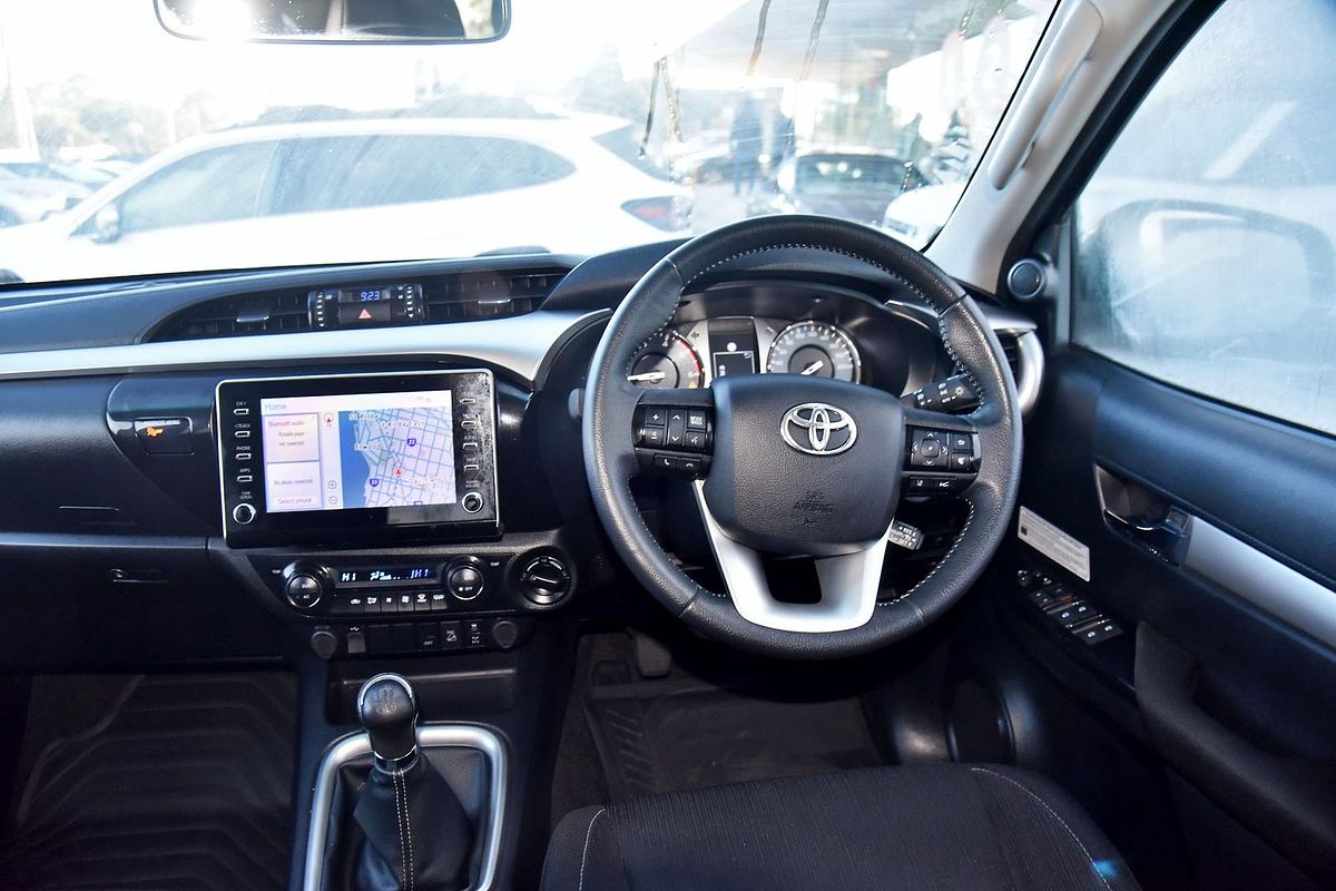 2021 Toyota Hilux SR5 GUN126R 4X4