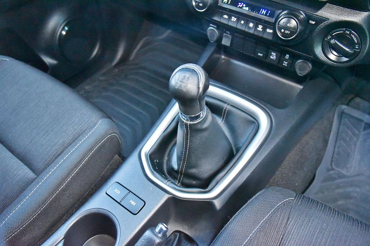 2021 Toyota Hilux SR5 GUN126R 4X4