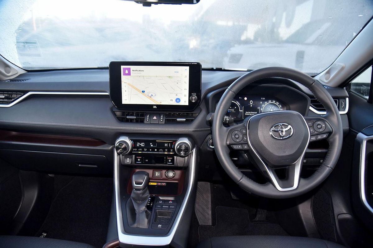 2024 Toyota RAV4 Cruiser AXAH52R