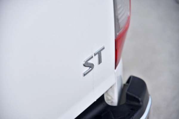 2020 Nissan Navara ST D23 Series 4 4X4