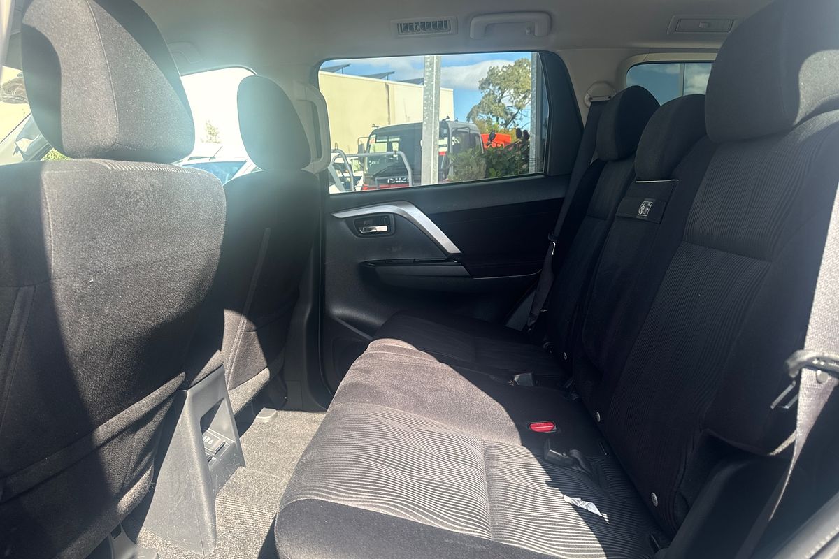 2022 Mitsubishi Pajero Sport GLS QF