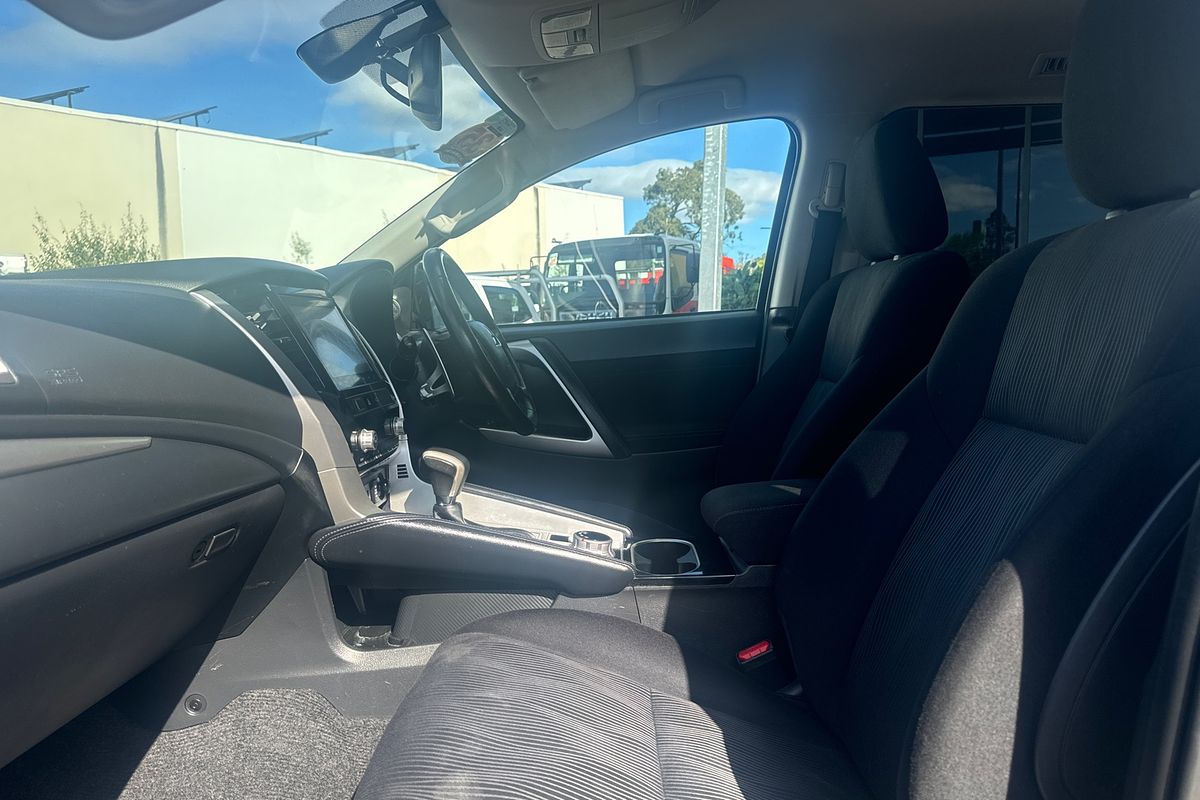 2022 Mitsubishi Pajero Sport GLS QF