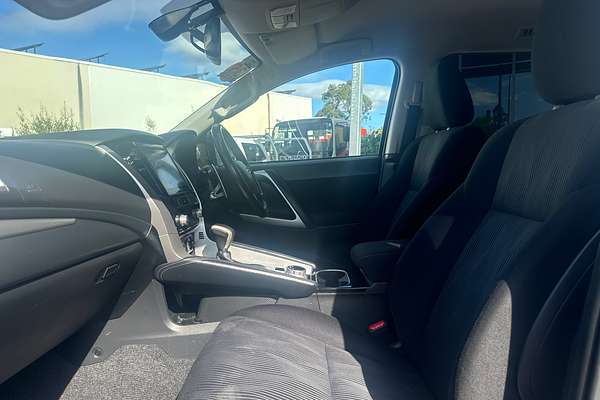 2022 Mitsubishi Pajero Sport GLS QF