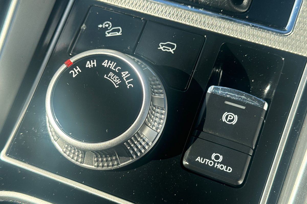 2022 Mitsubishi Pajero Sport GLS QF