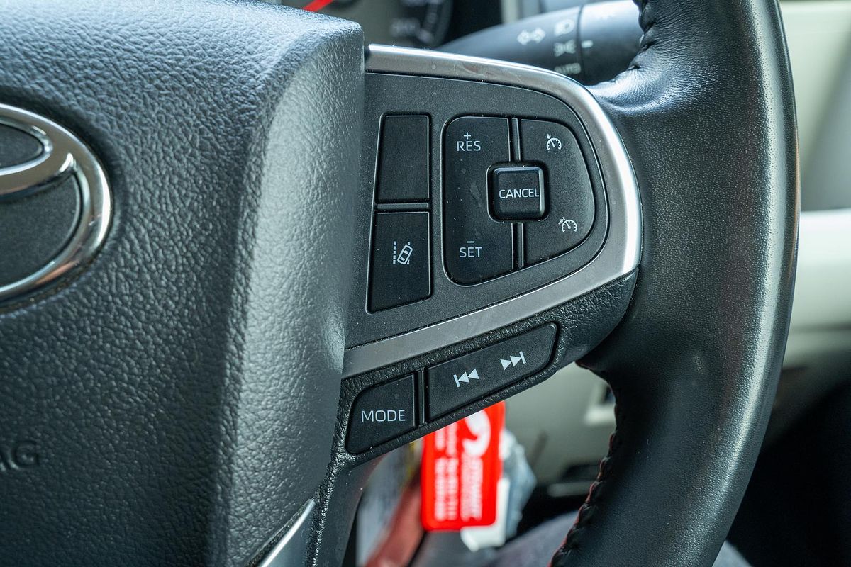 2023 Toyota Hiace GDH300R LWB