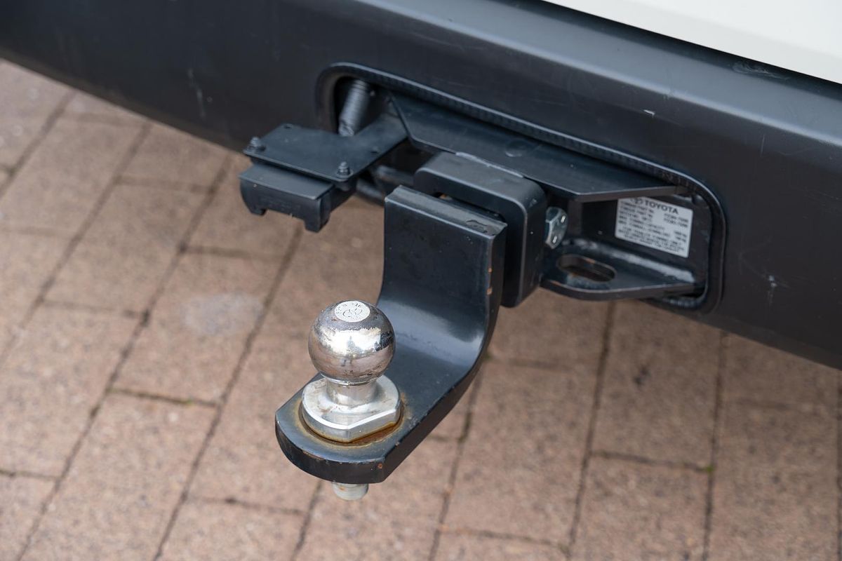 2023 Toyota Hiace GDH300R LWB