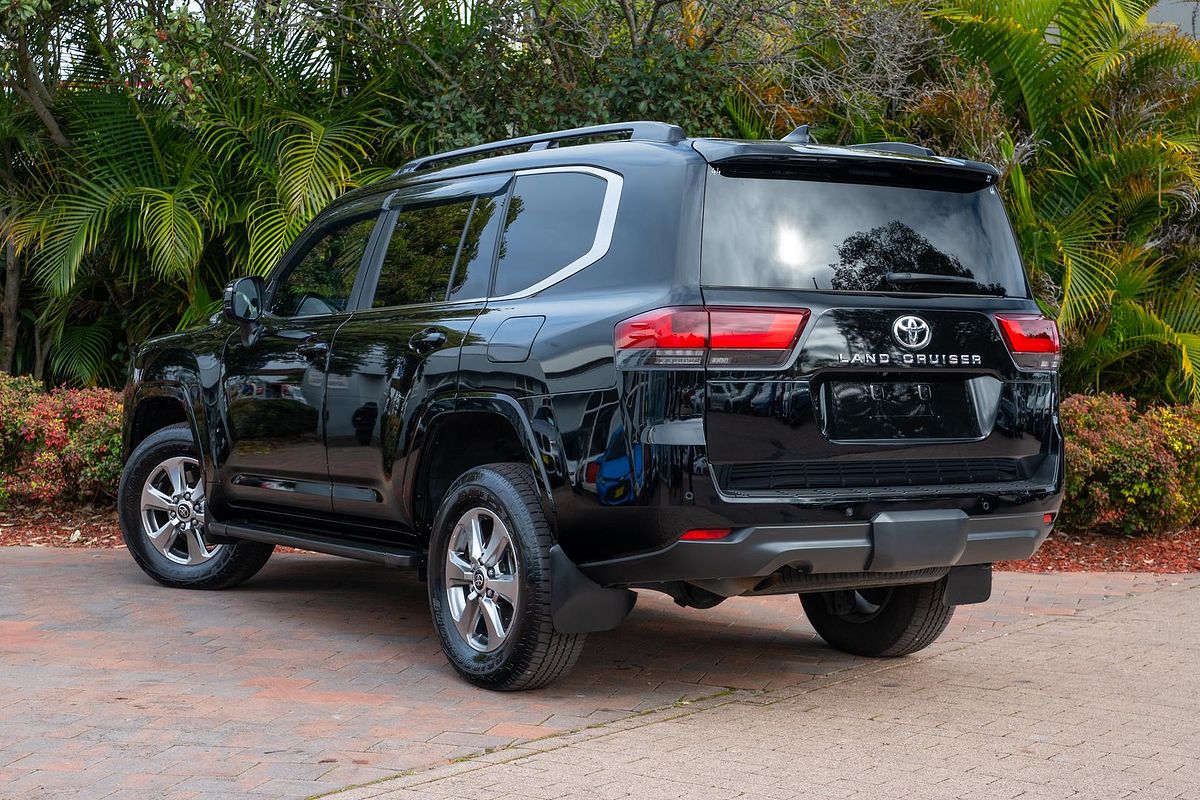 2023 Toyota Landcruiser VX FJA300R