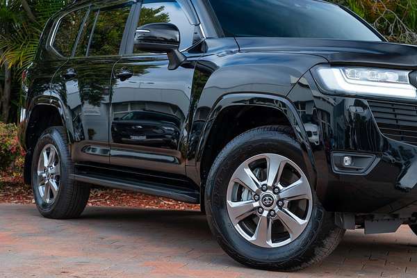 2023 Toyota Landcruiser VX FJA300R