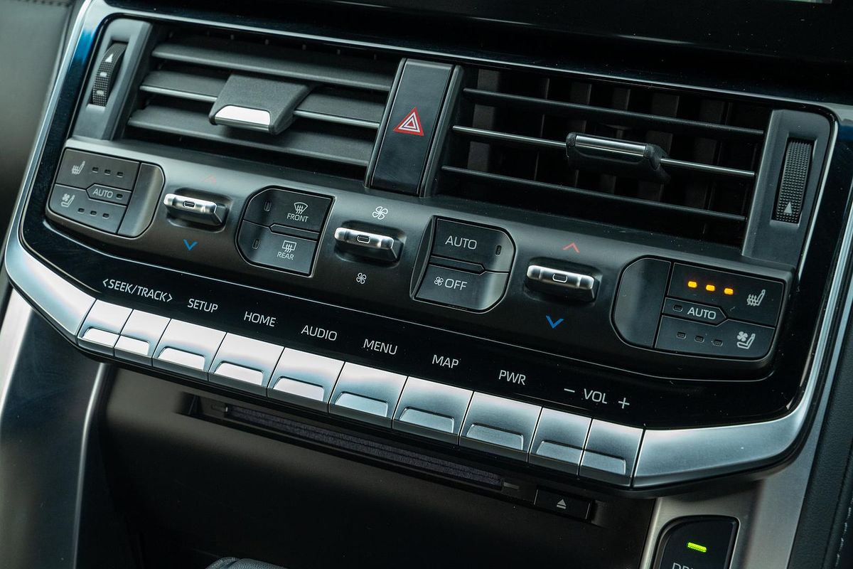 2023 Toyota Landcruiser VX FJA300R