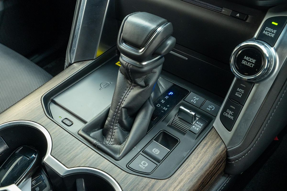 2023 Toyota Landcruiser VX FJA300R
