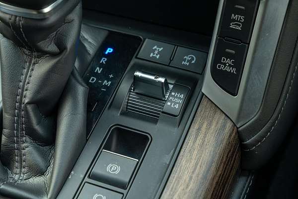 2023 Toyota Landcruiser VX FJA300R