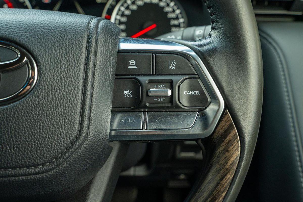 2023 Toyota Landcruiser VX FJA300R