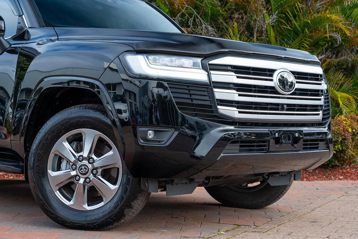 2023 Toyota Landcruiser VX FJA300R