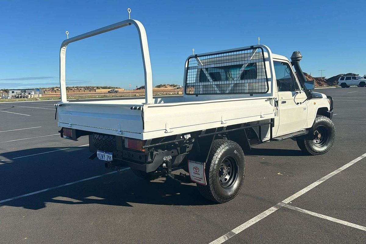 2014 Toyota Landcruiser Workmate VDJ79R 4X4