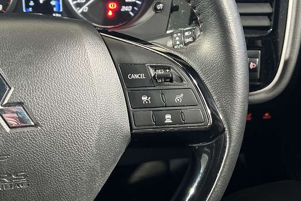 2020 Mitsubishi Outlander Black Edition ZL
