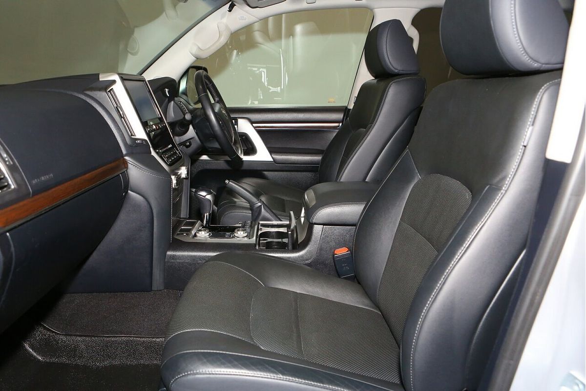 2020 Toyota Landcruiser VX VDJ200R