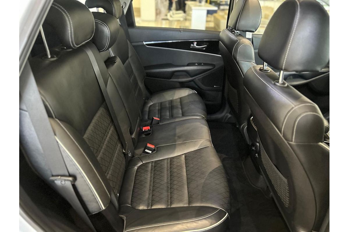 2020 Kia Sorento GT-Line UM