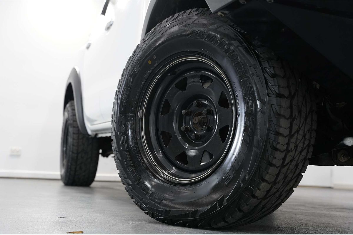 2020 Nissan Navara RX D23 Series 4 4X4