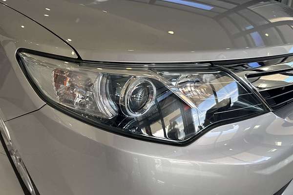 2012 Toyota Camry Hybrid H AVV50R