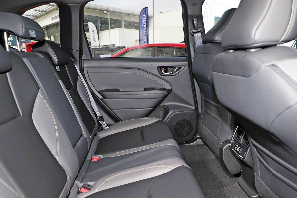 2025 Subaru Forester 2.5i Sport S5