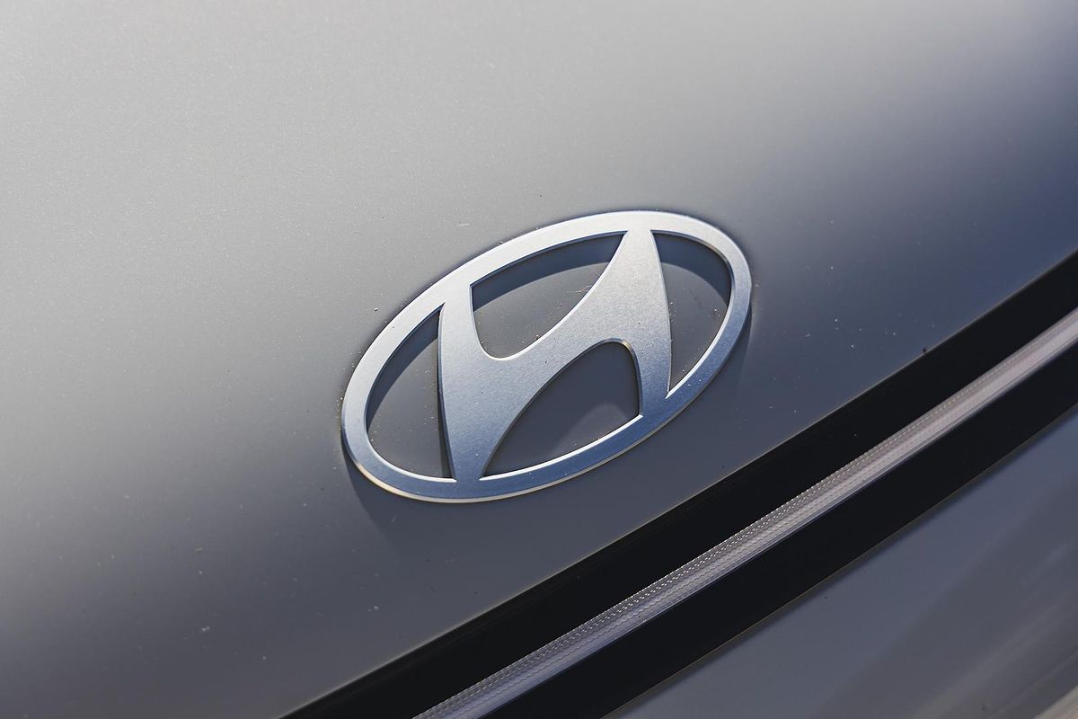 2024 Hyundai Kona Premium N Line SX2.V1