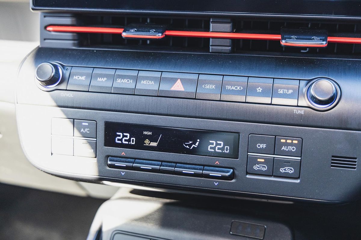 2024 Hyundai Kona Premium N Line SX2.V1
