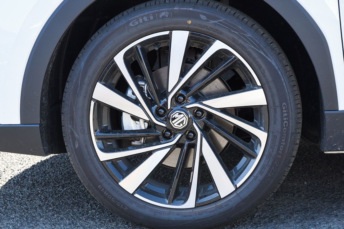 2025 MG ZS Essence Turbo ZS32
