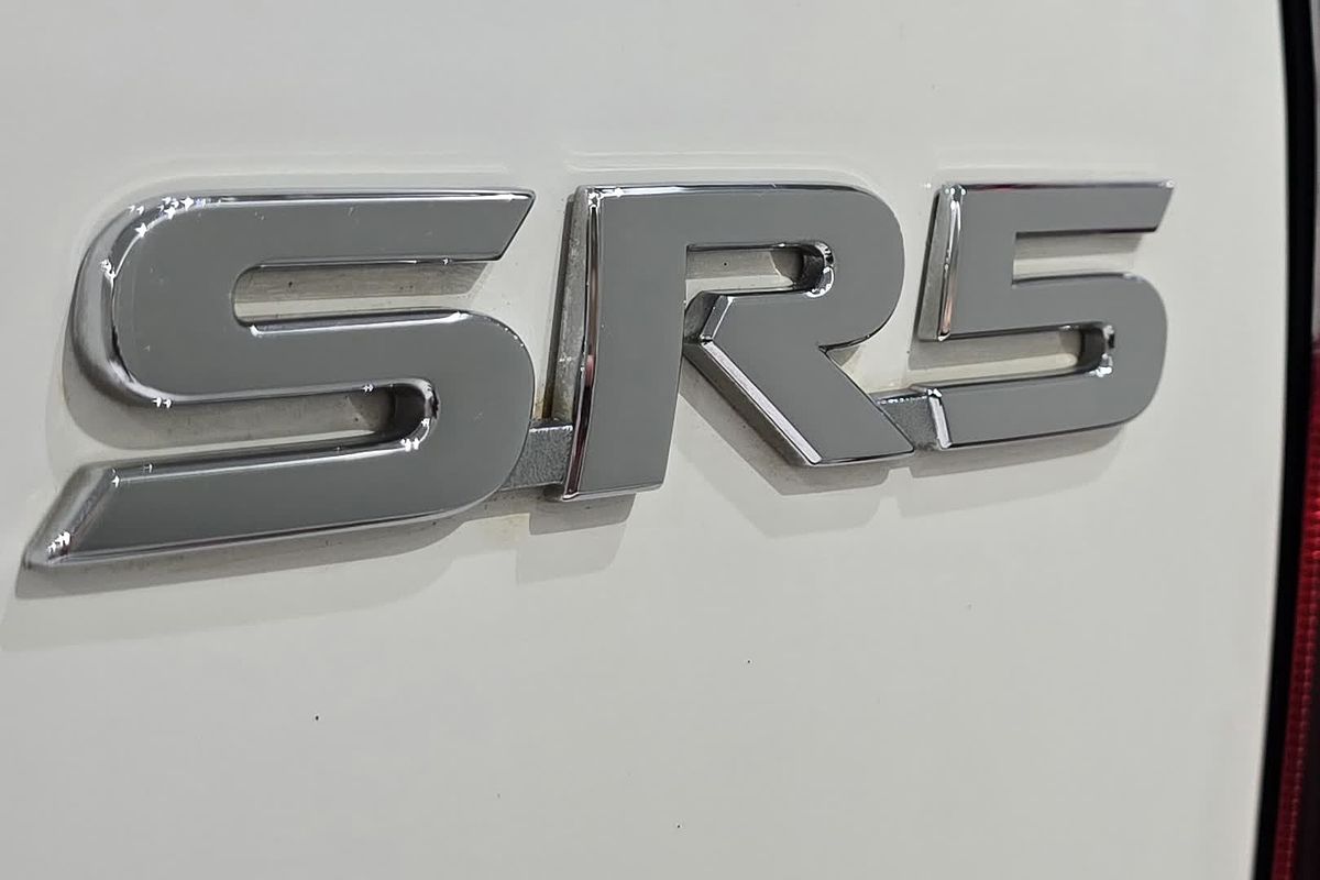 2021 Toyota Hilux Hilux 4x4 SR5 2.8L T Diesel Automatic Double Cab GUN126R 4X4
