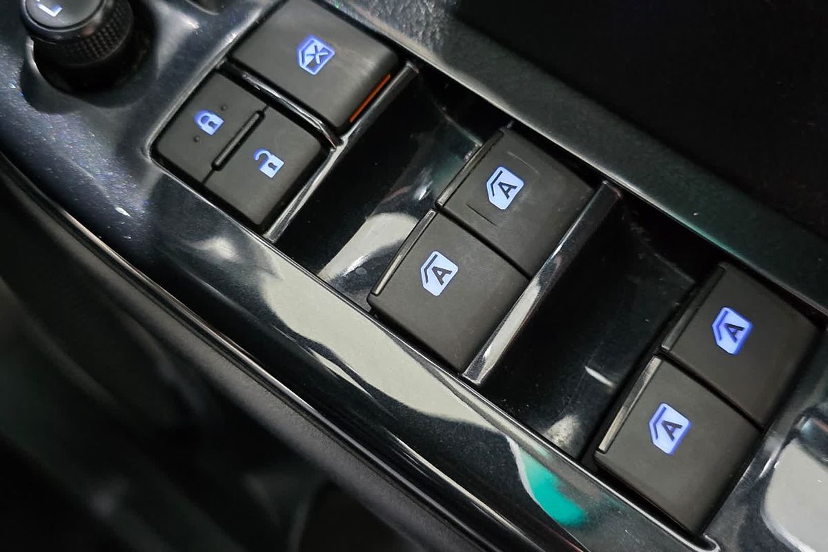 2021 Toyota Hilux Hilux 4x4 SR5 2.8L T Diesel Automatic Double Cab GUN126R 4X4