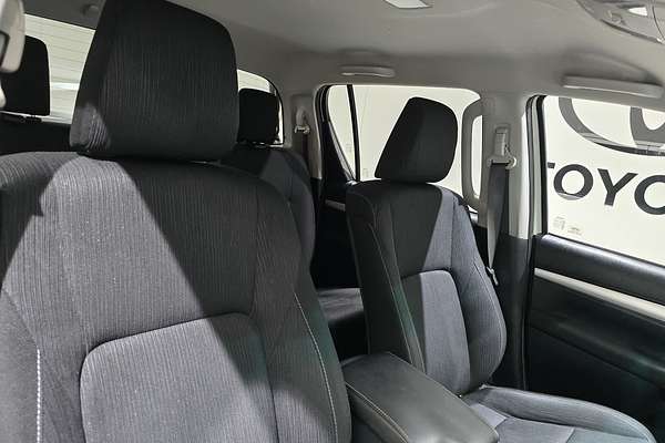 2021 Toyota Hilux Hilux 4x4 SR5 2.8L T Diesel Automatic Double Cab GUN126R 4X4