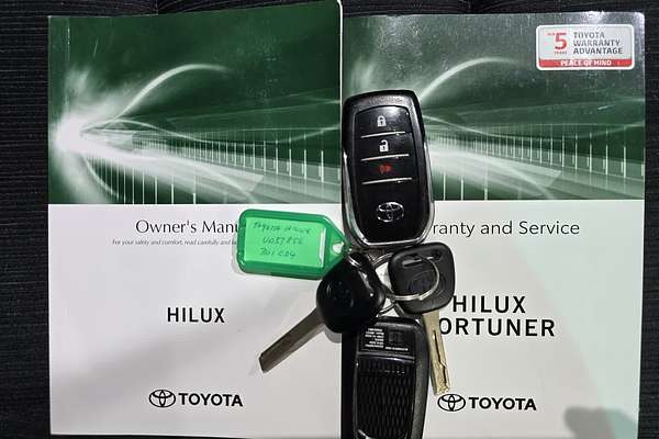 2021 Toyota Hilux Hilux 4x4 SR5 2.8L T Diesel Automatic Double Cab GUN126R 4X4