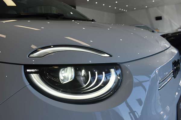 2023 Fiat 500e La Prima