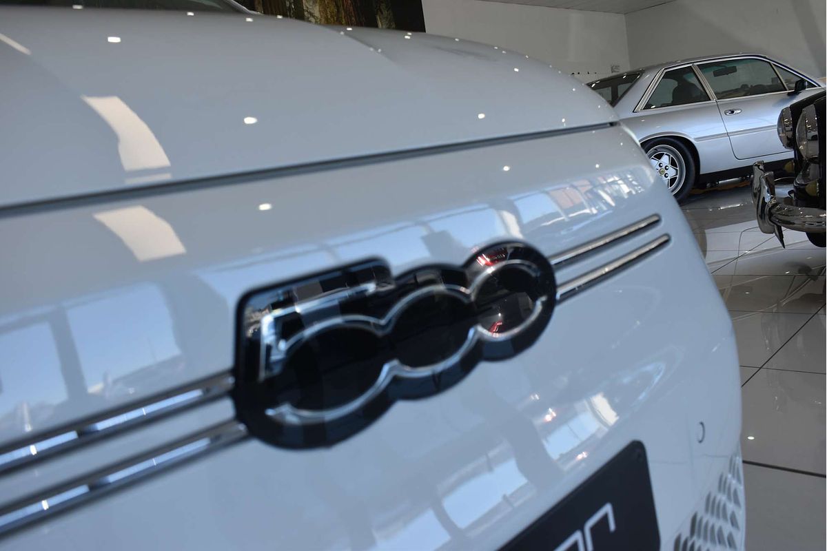 2023 Fiat 500e La Prima