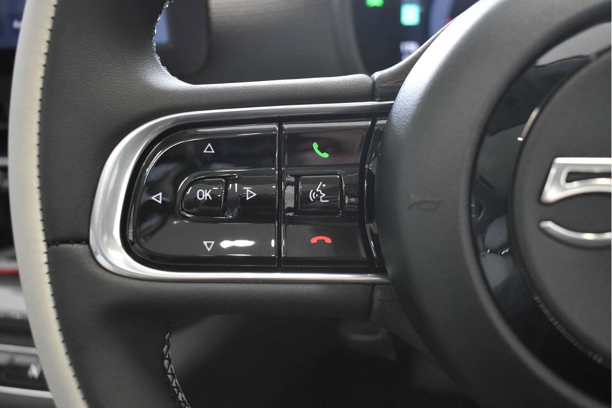 2023 Fiat 500e La Prima