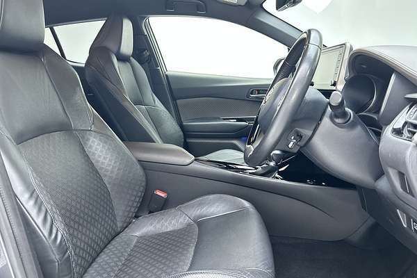 2022 Toyota C-HR Koba ZYX10R
