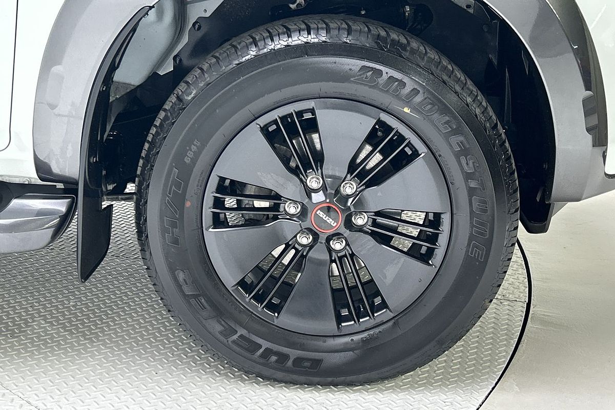2022 Isuzu D-MAX X-TERRAIN 4X4