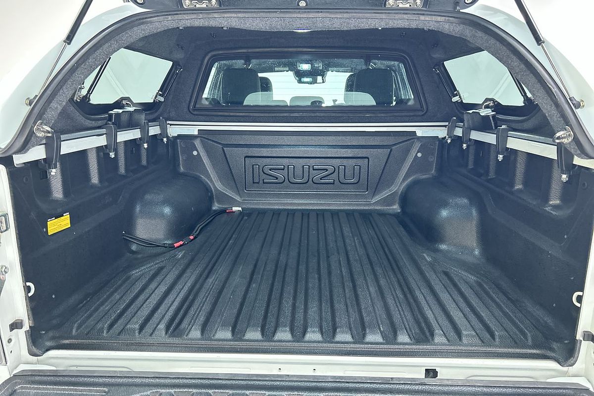 2022 Isuzu D-MAX X-TERRAIN 4X4